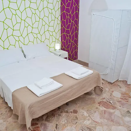 Papillon Guest house 2*